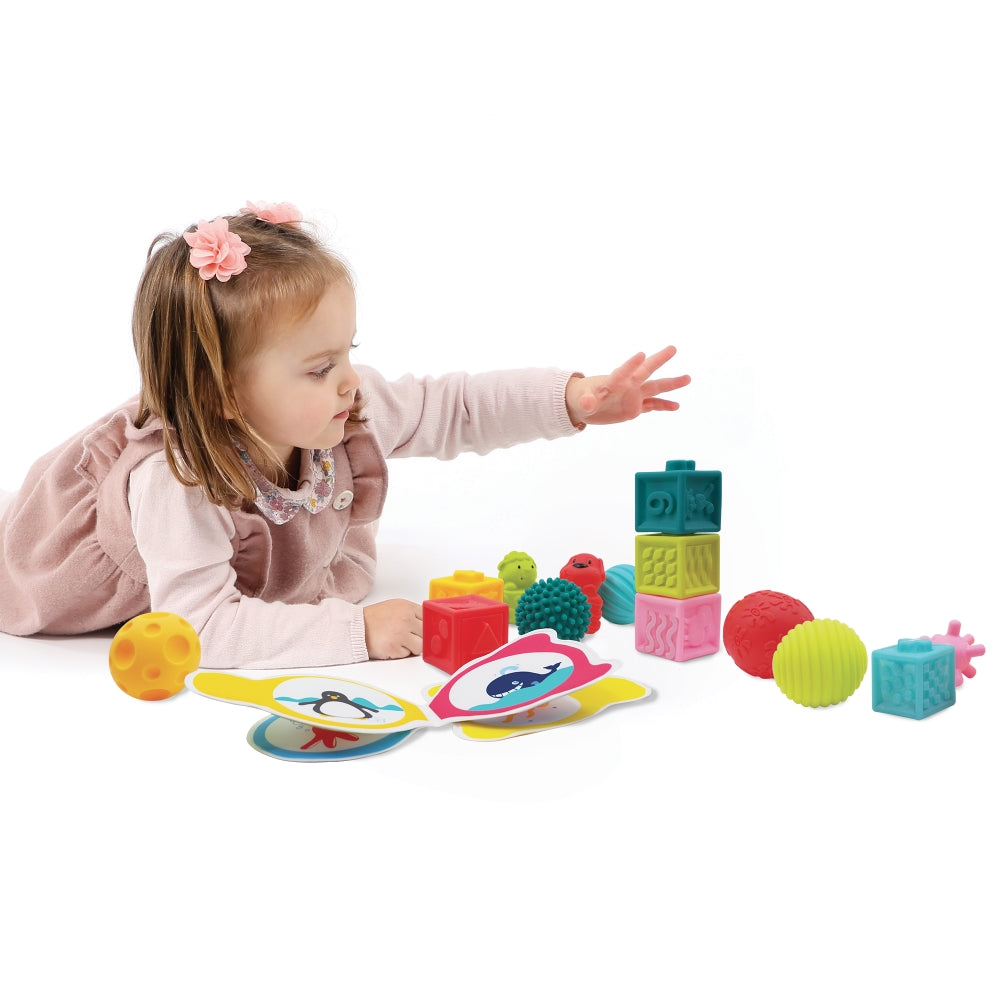 LUDI Sensoriniu zaislu smulkiajai motorikai rinkinys kid playing sensoriniai zaislai smlukiajai motorikai lavinti