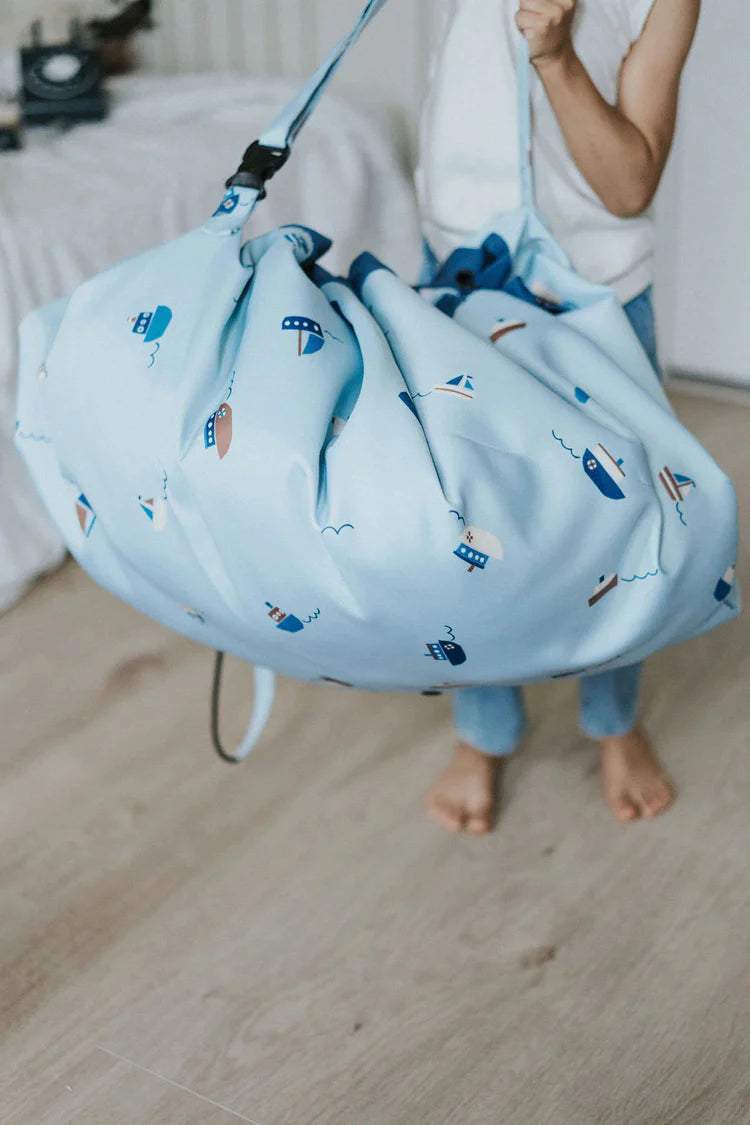 Play&Go Boats dvipusis lauko lavinamasis kilimelis ir zaislu krepsys zaidimu kilimelis kid packing toys