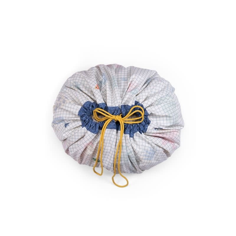 Play&Go Moulin Roty dvipusis lavinamasis kilimelis ir zaislu krepsys zaidimu kilimelis top picture