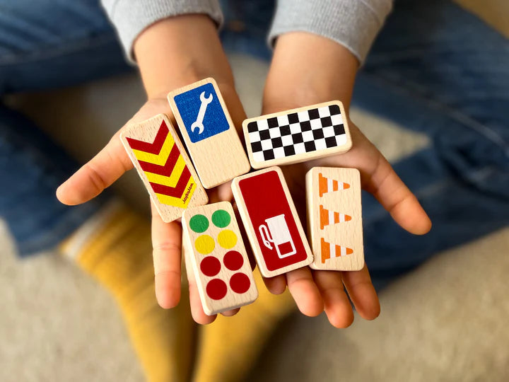 WayToPlay lenktynių ženklai - automobilių trasos vaikams priedai