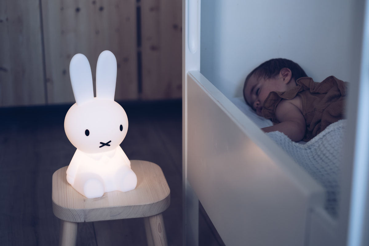 Mr Maria Miffy naktine lempa vaikiskas sviestuvas silikonine naktine lempa prie lovos