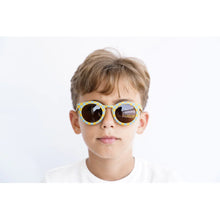 Įkelti vaizdą į galerijos rodinį, Grech&amp;Co vaikiški akiniai nuo saulės Checks Laguna Wheat lankstūs
