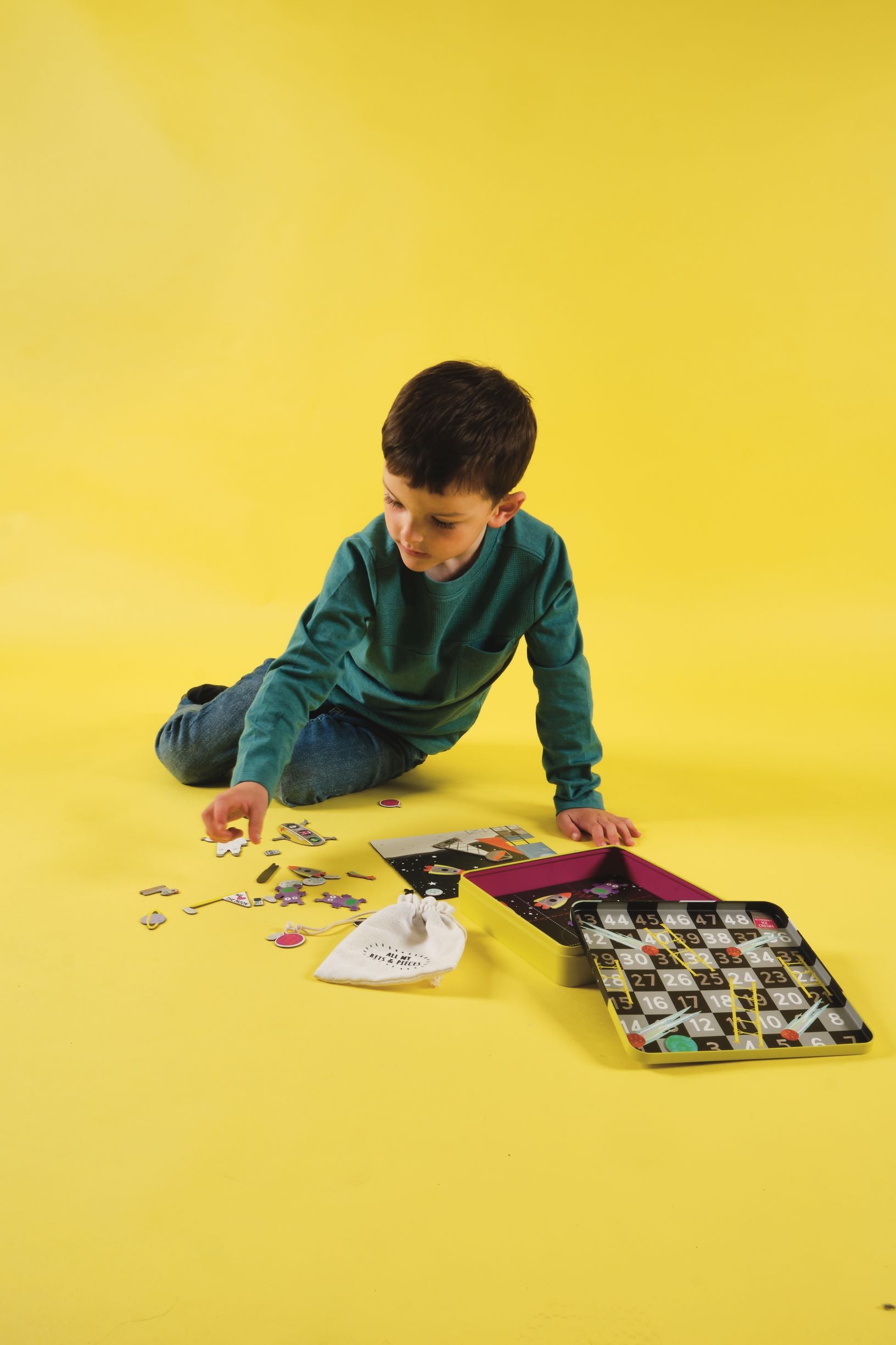 Floss&Rock Kosmosas  Magnetinis zaidimas 4 in 1 edukaciniai zaislai lavinamieji zaislai kid playing