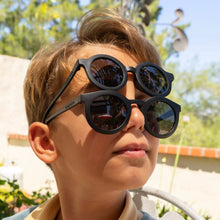 Įkelti vaizdą į galerijos rodinį, Grech&amp;Co vaikiški akiniai nuo saulės Black lankstūs
