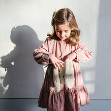 Įkelti vaizdą į galerijos rodinį, Mimi &amp; Lula vaikiška rankinė Bunny
