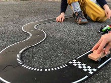 Įkelti vaizdą į galerijos rodinį, WayToPlay Grandprix masinu trasa automobiliu trasa vaikams playing outside interaktyvus zaislai lavinamieji zaislai
